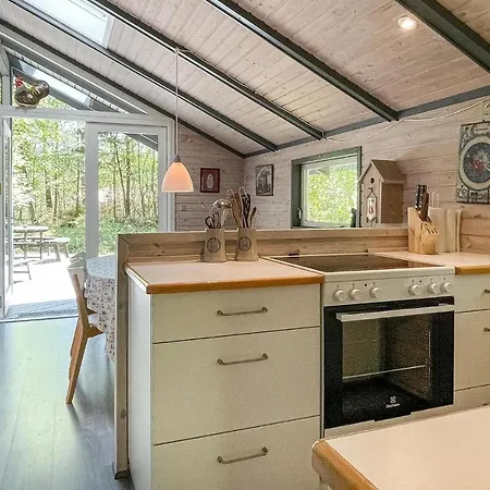 Stunning In With Kitchen